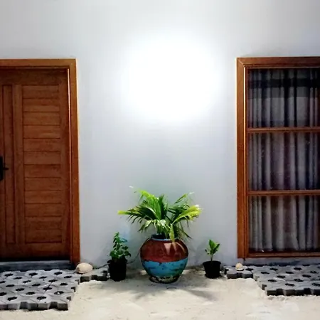 Island Life Home Stay Himmafushi Exterior photo