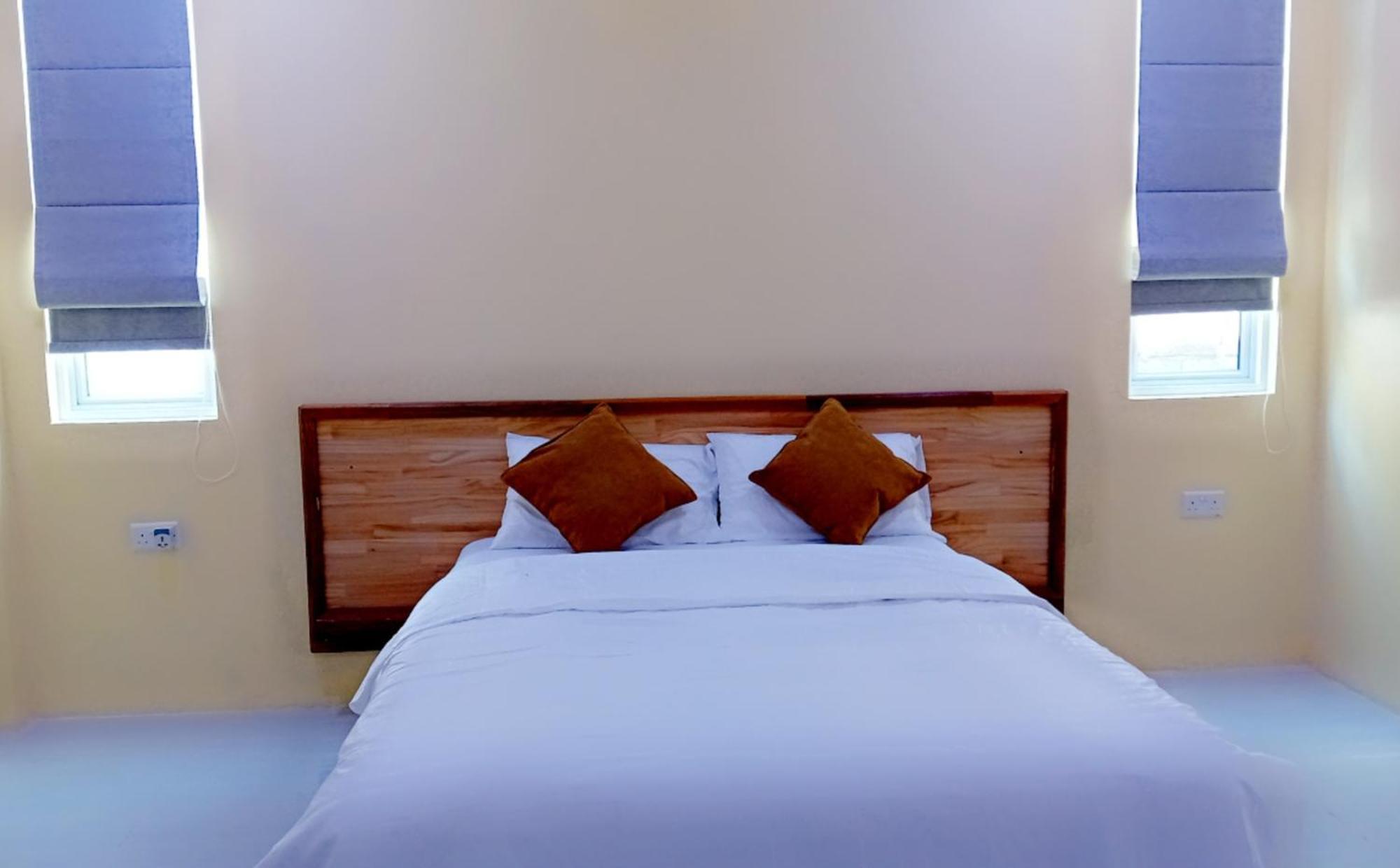 Island Life Homestay *